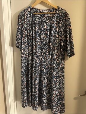 Navy Floral Short-Sleeve Women's Dress